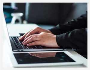 Workflow Efficiency Person on laptop working Scan2Archive