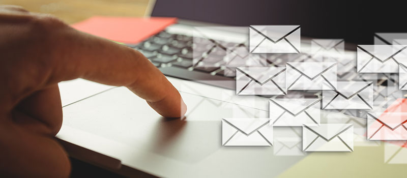 hand-tounching-laptop-sending-envelopes-for-mail-house-service hand-tounching-laptop-sending-envelopes-for-mail-house-service